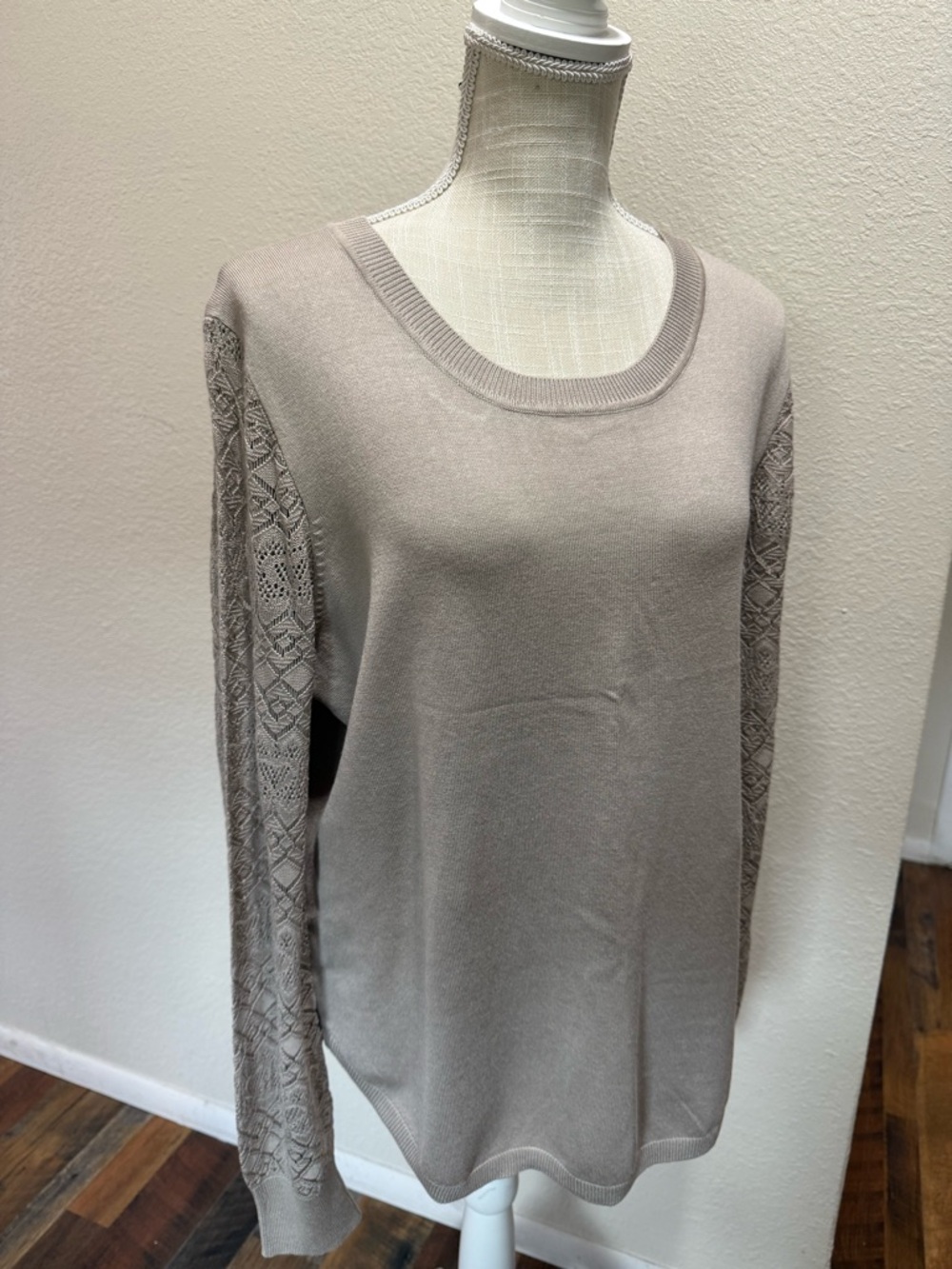 Lety & Me - Women’s Taupe Knit Sweater with Textured Sheer Sleeves - Size XL